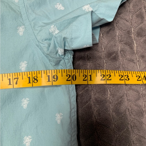 Kenneth Cole Reaction Shirt Mens Large Blue Button Up Short Sleeve Pineapple AOP - Picture 11 of 12